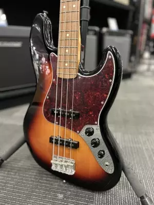 Fender - VINTERA 60S J-BASS PF 3TSB W/GB